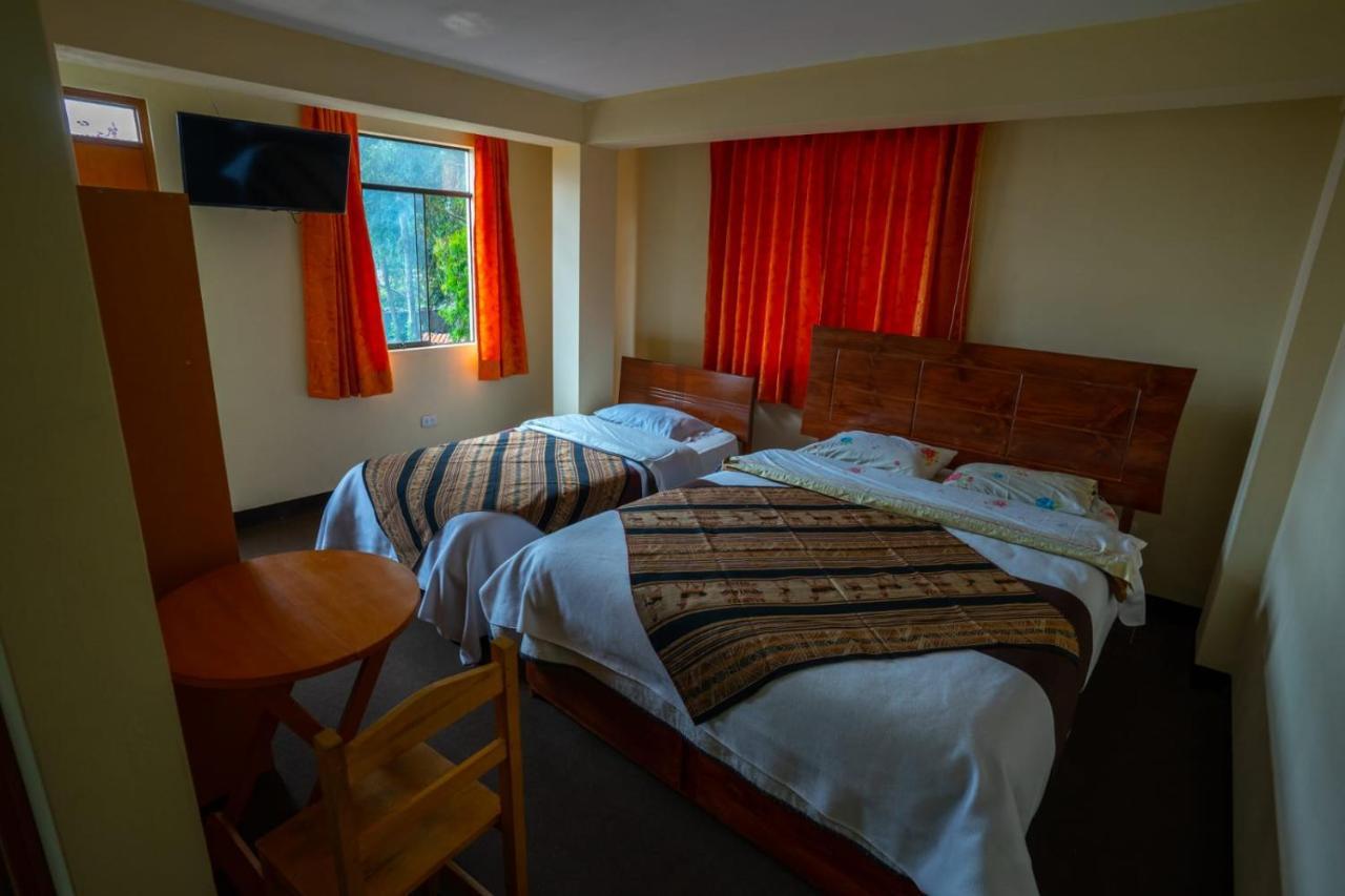 Amazing Huaraz Bed & Breakfast Exterior photo