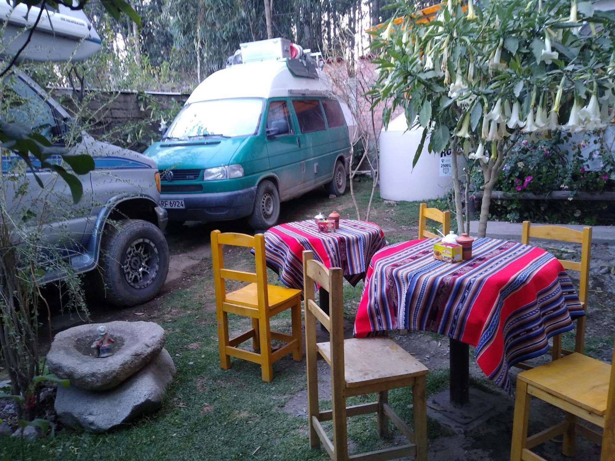 Amazing Huaraz Bed & Breakfast Exterior photo
