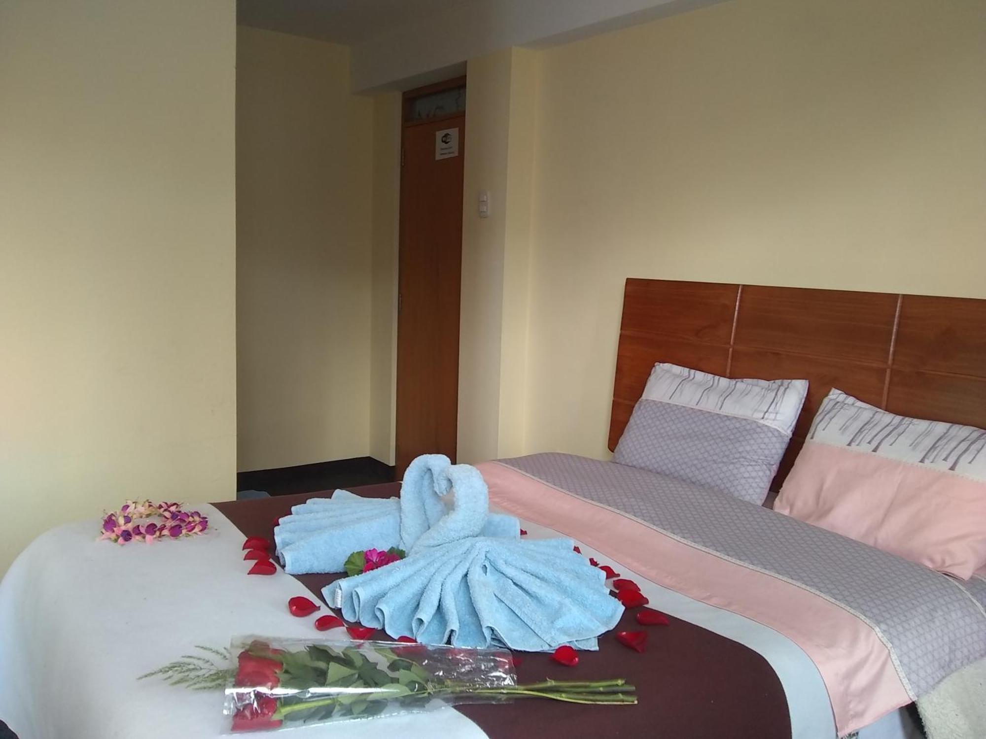 Amazing Huaraz Bed & Breakfast Exterior photo